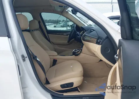 2013 BMW X1 xDrive28I from USA, damaged, VIN WBAVL1C5XDVR90834